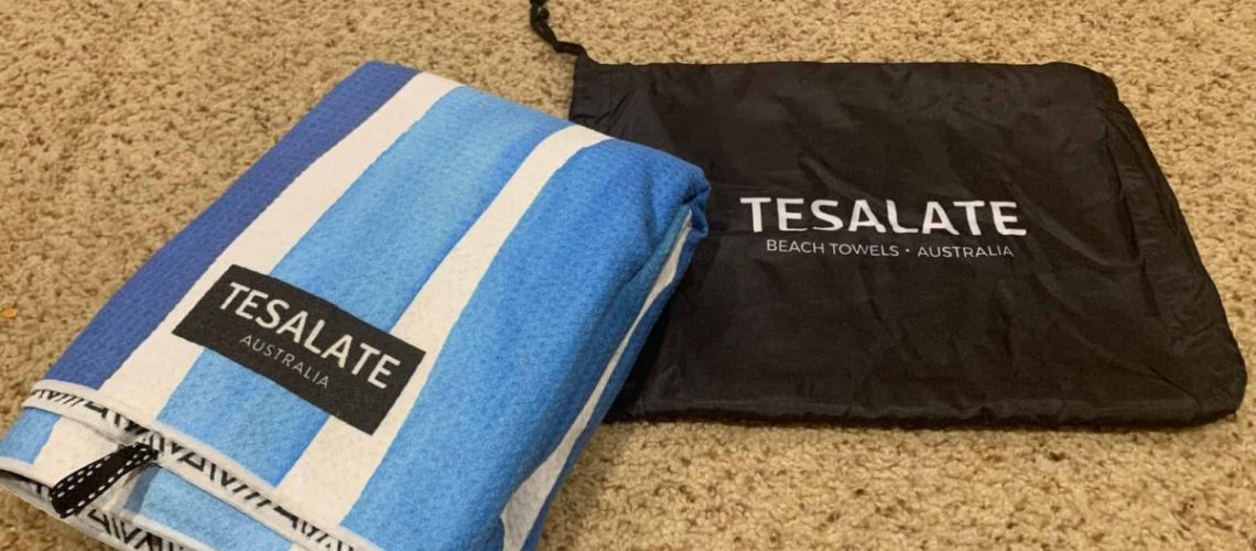 Tesalate sand-free beach towel in carry case